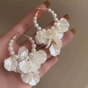 Pearl & Mother-of-Pearl Petal Hoop Earrings - White